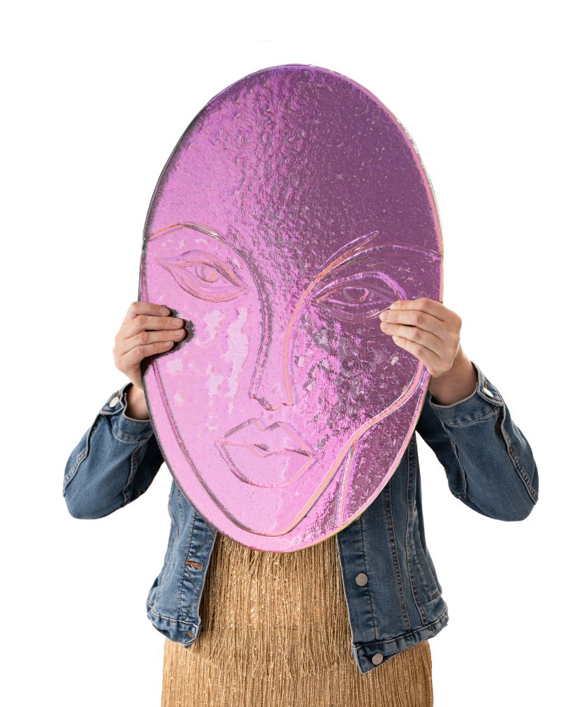 Dataset Femme Fatale, pink/golden mirroring layered glass, ~ 60 x 40 x 1cm. 3200 €